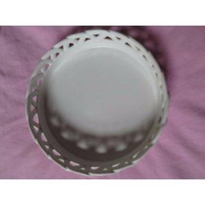 PartyLite White Lattice 3-wick Candle Holder P0110
